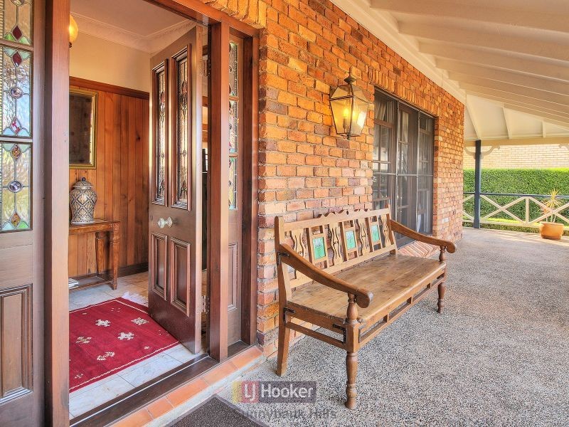 17 Belfairs Street, Robertson QLD 4109