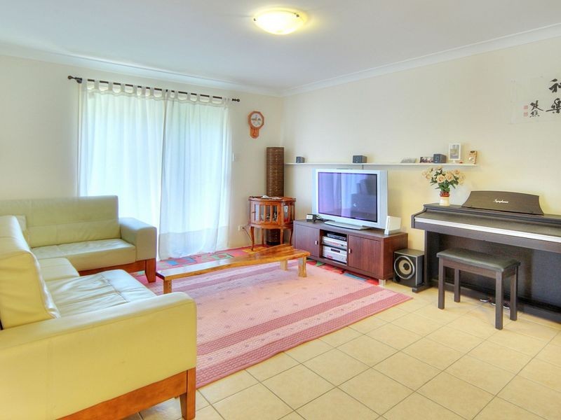 70 Lancaster Circuit, Stretton QLD 4116