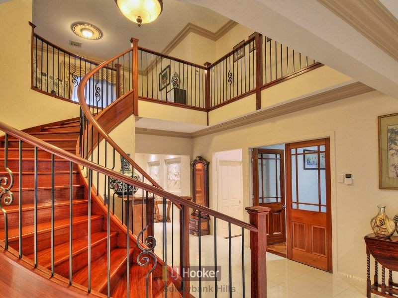 10 Snowbell Close, Stretton QLD 4116