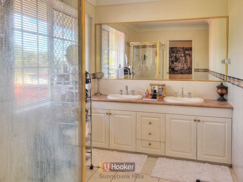 82 Stiller Drive, Kuraby QLD 4112