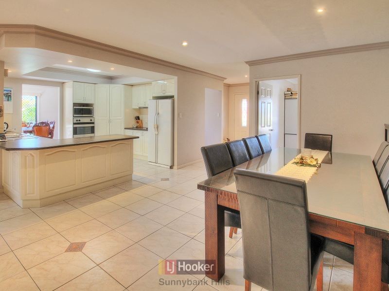 35 Bronte Place, Parkinson QLD 4115