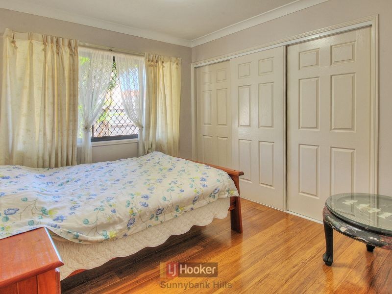 35 Bronte Place, Parkinson QLD 4115