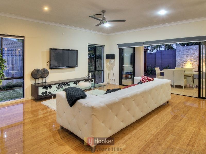 16 Penrhyn Place, Underwood QLD 4119