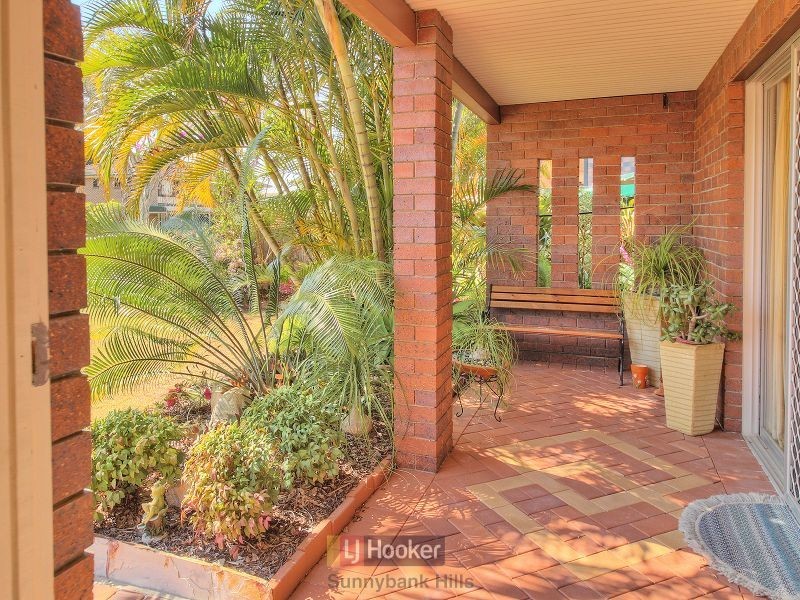 28 Petrina Street, Eight Mile Plains QLD 4113