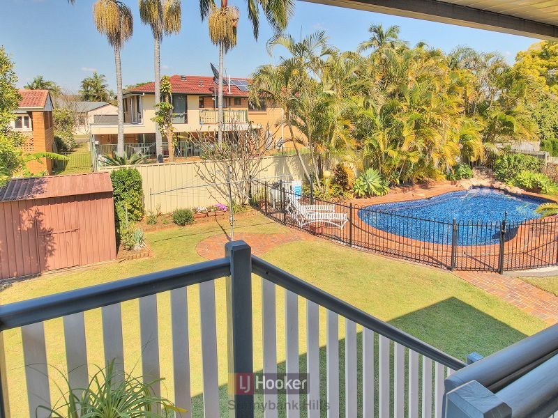 28 Petrina Street, Eight Mile Plains QLD 4113