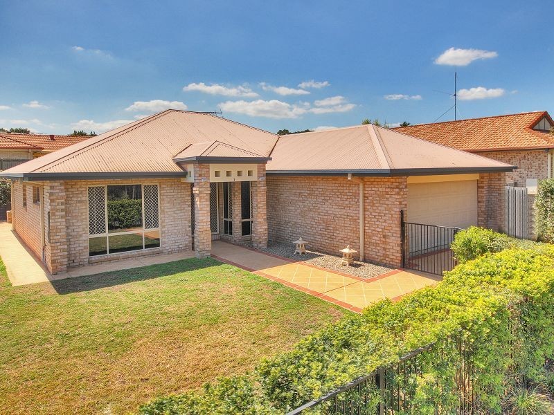 3 Coorong Place, Parkinson QLD 4115