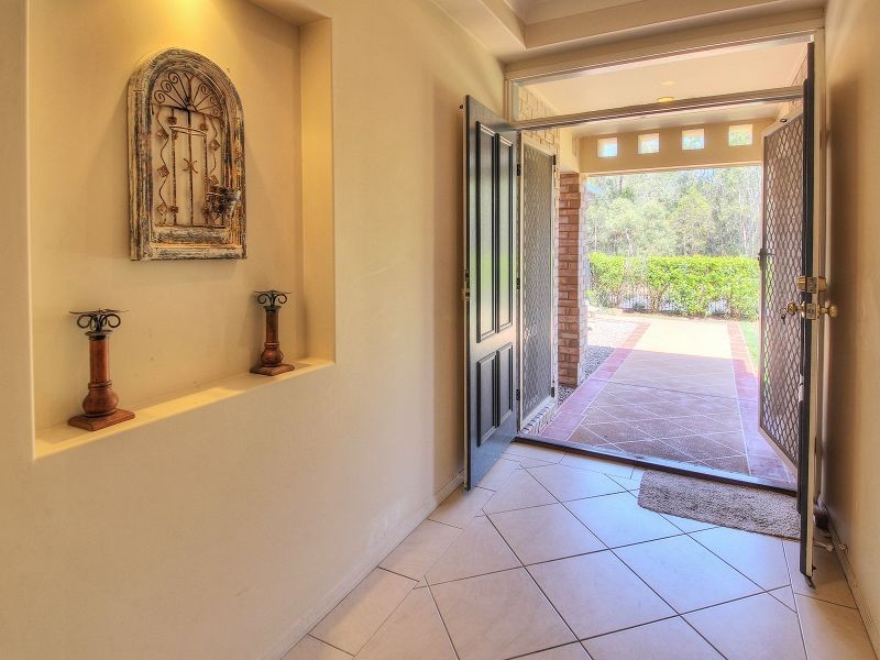 3 Coorong Place, Parkinson QLD 4115