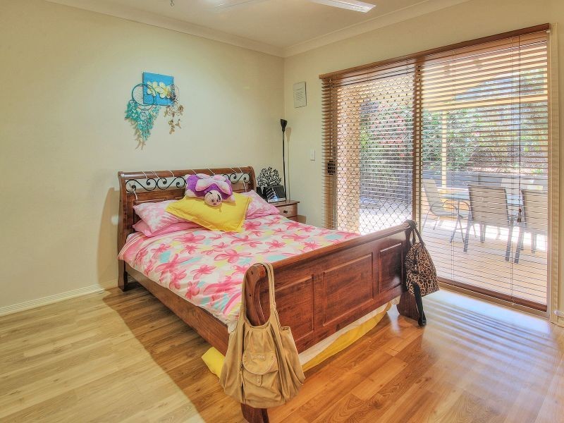 3 Coorong Place, Parkinson QLD 4115