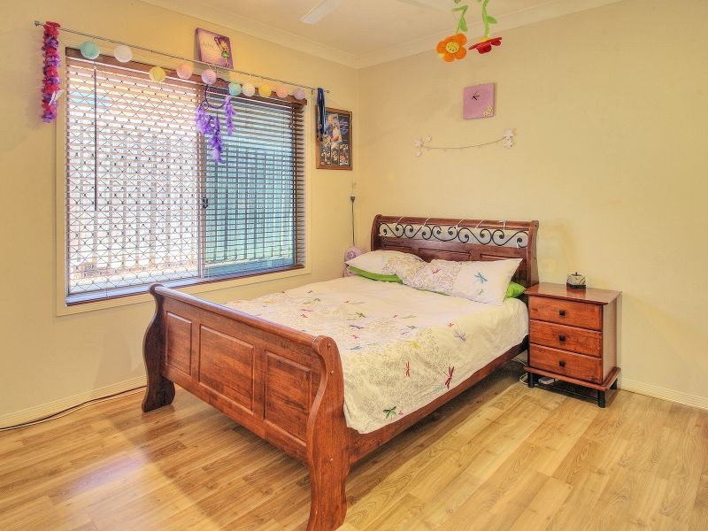 3 Coorong Place, Parkinson QLD 4115