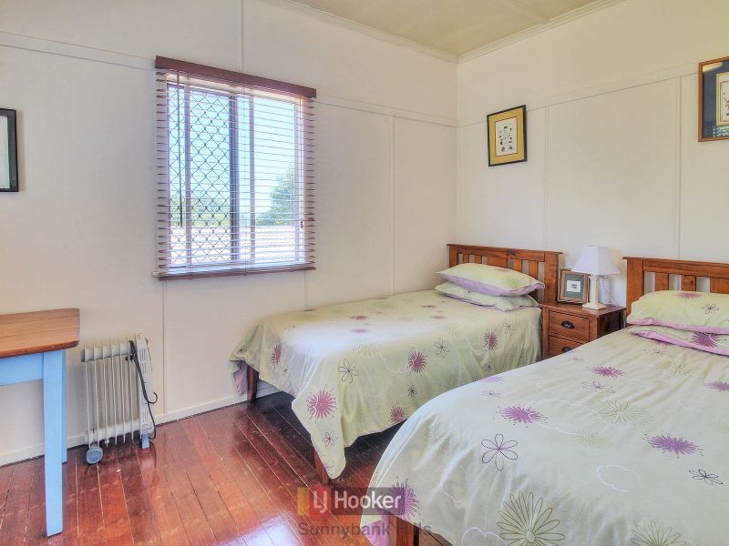 31 Rookwood Avenue, Coopers Plains QLD 4108