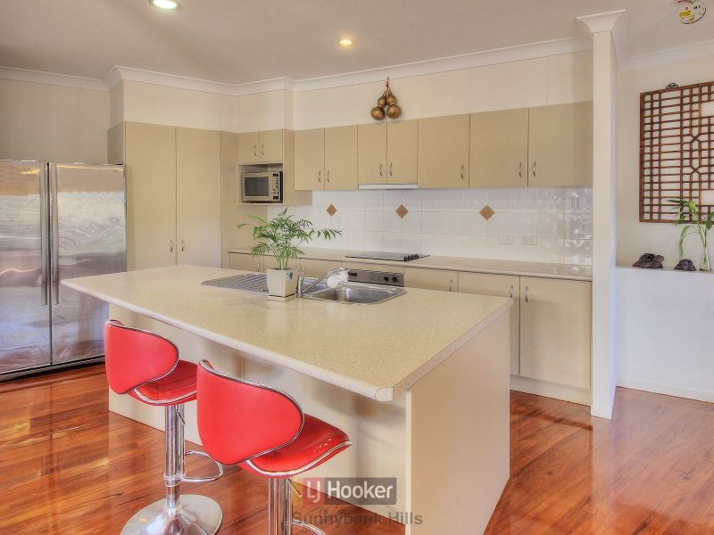 34 Leelaben Place, Eight Mile Plains QLD 4113