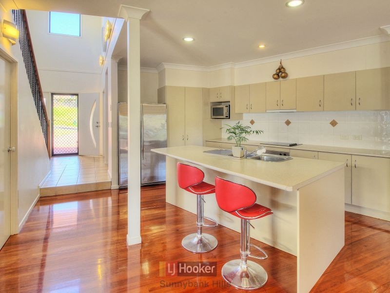 34 Leelaben Place, Eight Mile Plains QLD 4113