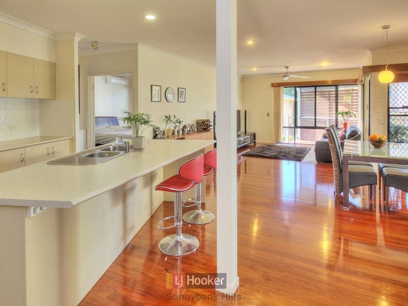 34 Leelaben Place, Eight Mile Plains QLD 4113