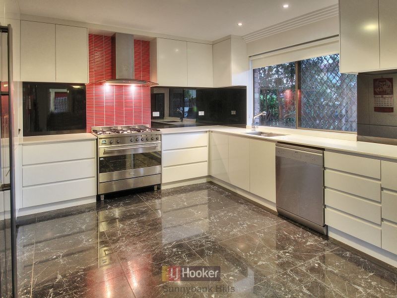 7 Brad Street, Eight Mile Plains QLD 4113