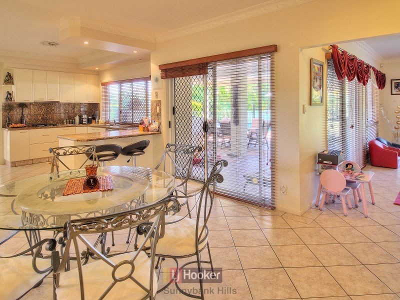 82 Park Avenue, Sunnybank Hills QLD 4109