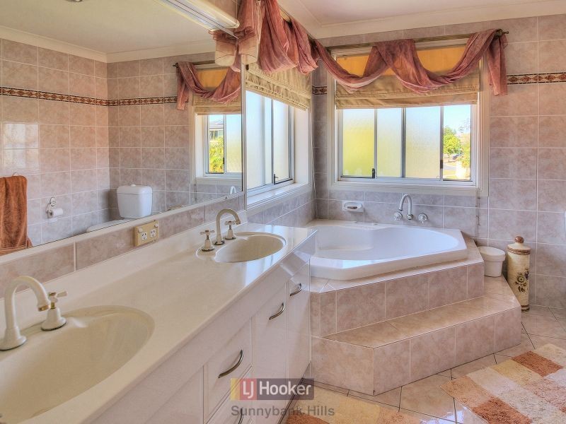 82 Park Avenue, Sunnybank Hills QLD 4109