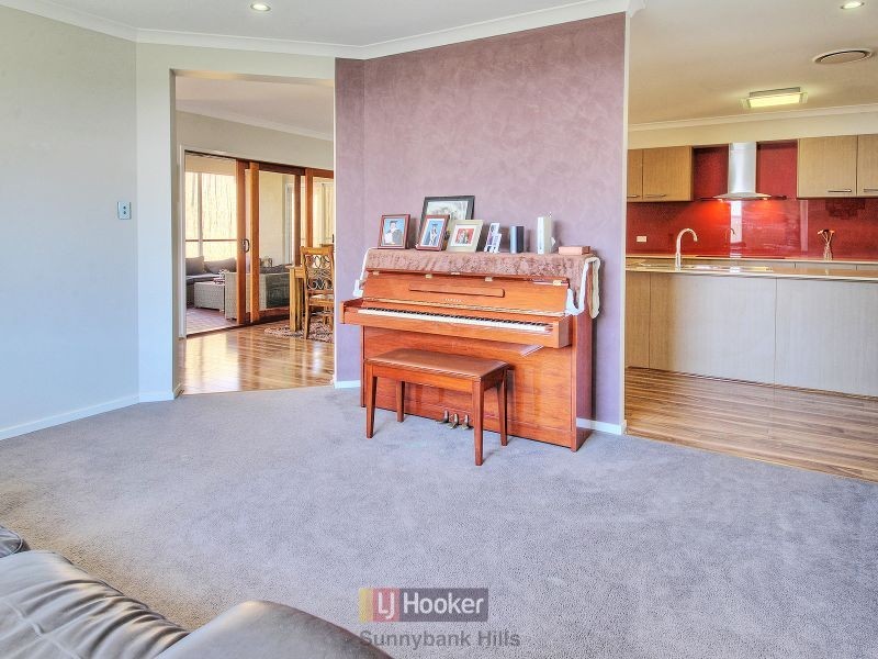 36 Young Place, Runcorn QLD 4113