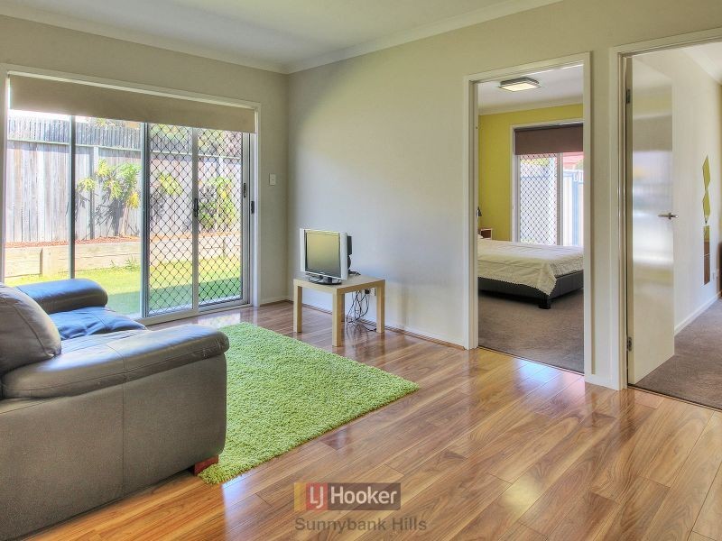 36 Young Place, Runcorn QLD 4113