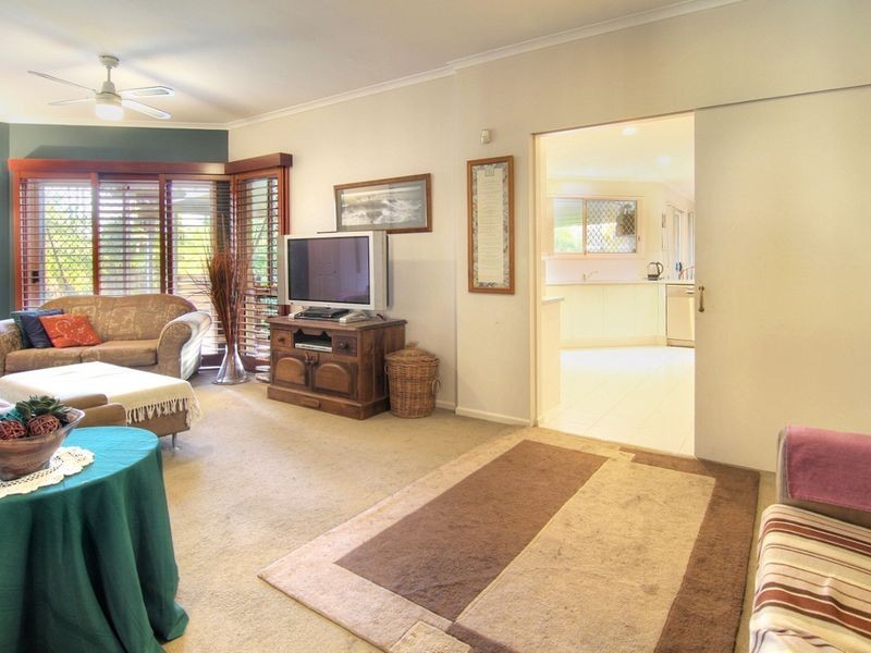 57 Ontario Crescent, Parkinson QLD 4115
