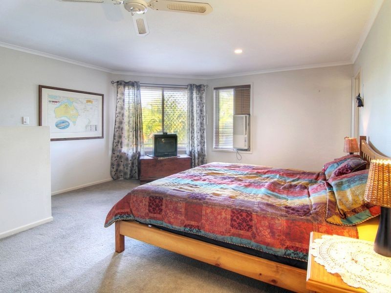 57 Ontario Crescent, Parkinson QLD 4115