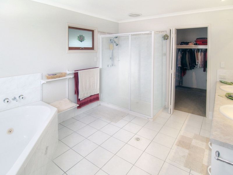57 Ontario Crescent, Parkinson QLD 4115