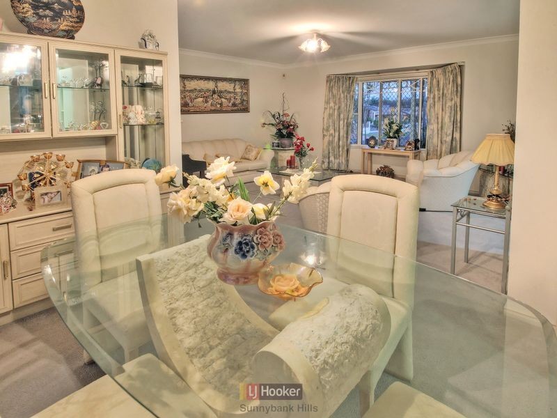 42 Cleveland Place, Stretton QLD 4116