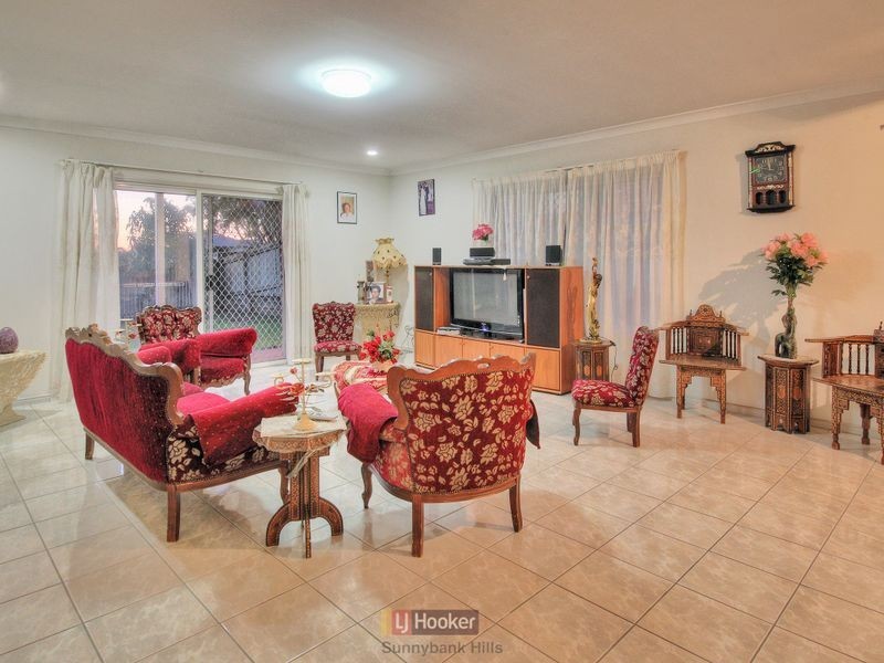 42 Cleveland Place, Stretton QLD 4116