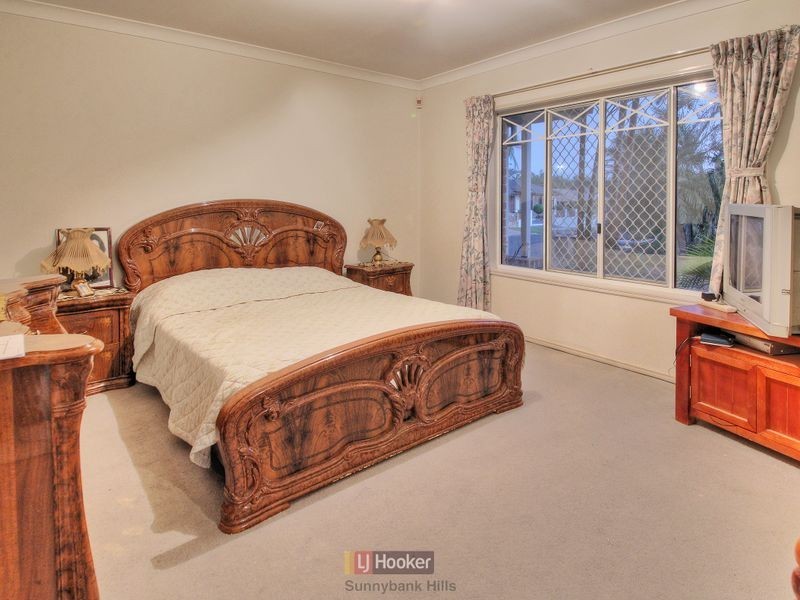 42 Cleveland Place, Stretton QLD 4116