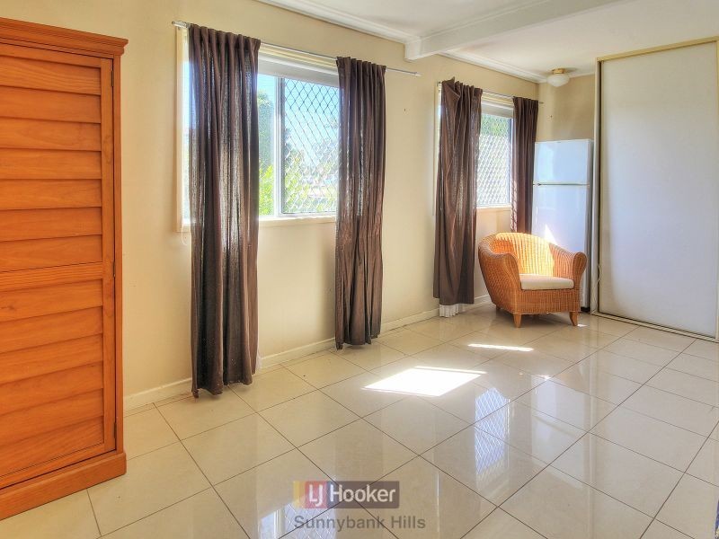 11 Moonarie Street, Sunnybank Hills QLD 4109