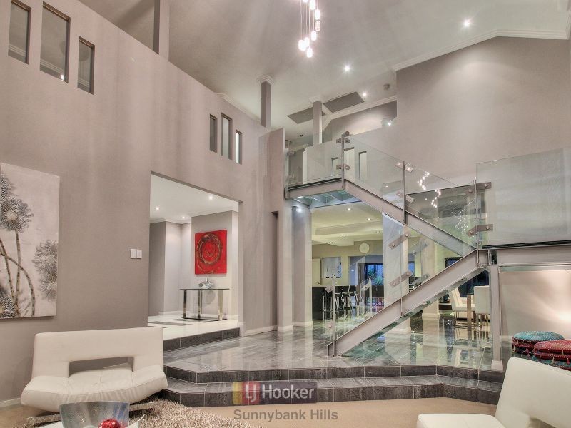 10 Willowleaf Close, Stretton QLD 4116