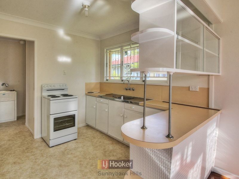 42 Ryhill Road, Sunnybank Hills QLD 4109