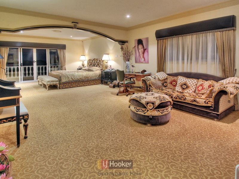 18 Penson Street, Stretton QLD 4116