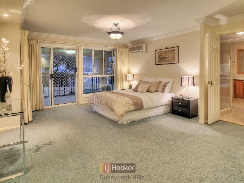 58 Bordeaux Street, Eight Mile Plains QLD 4113