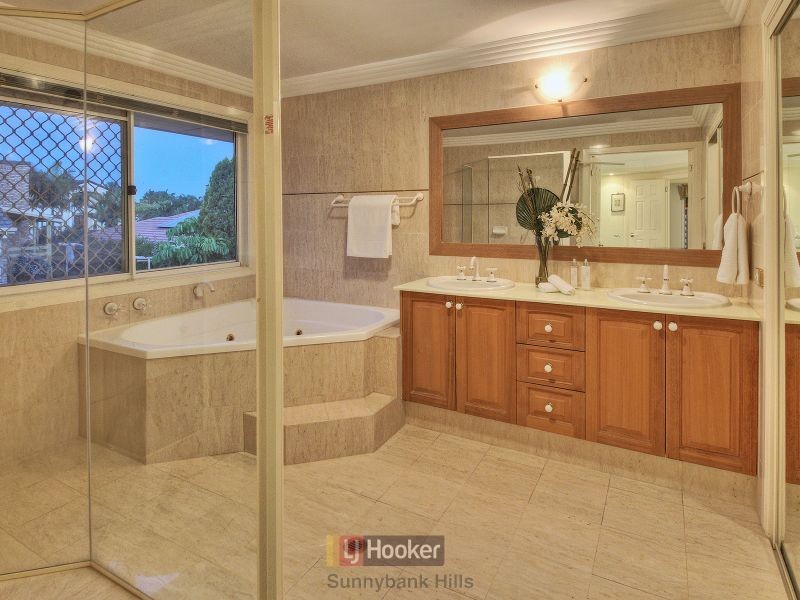 58 Bordeaux Street, Eight Mile Plains QLD 4113