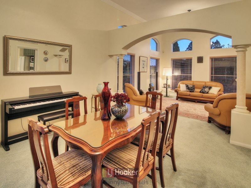 58 Bordeaux Street, Eight Mile Plains QLD 4113