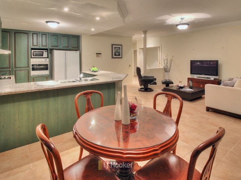 58 Bordeaux Street, Eight Mile Plains QLD 4113