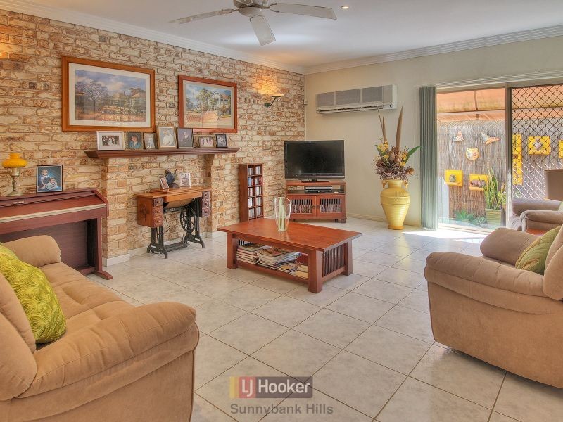 3 Fuchsia Place, Calamvale QLD 4116