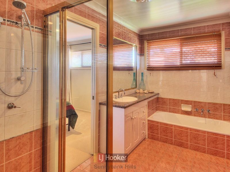 3 Fuchsia Place, Calamvale QLD 4116