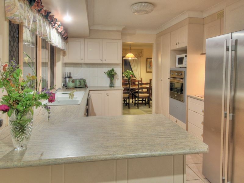 47 Padstow Road, Eight Mile Plains QLD 4113