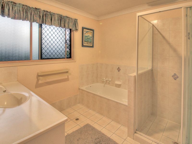 47 Padstow Road, Eight Mile Plains QLD 4113