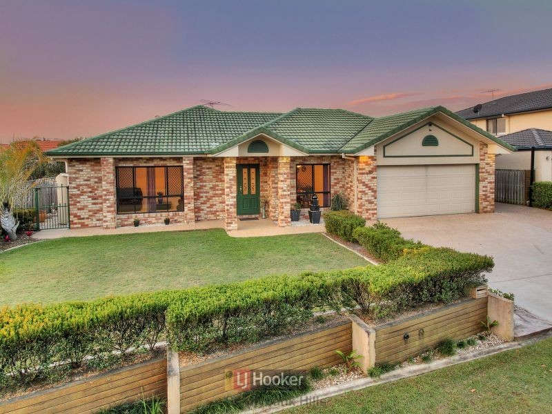 83 Greenways Esplanade, Parkinson QLD 4115