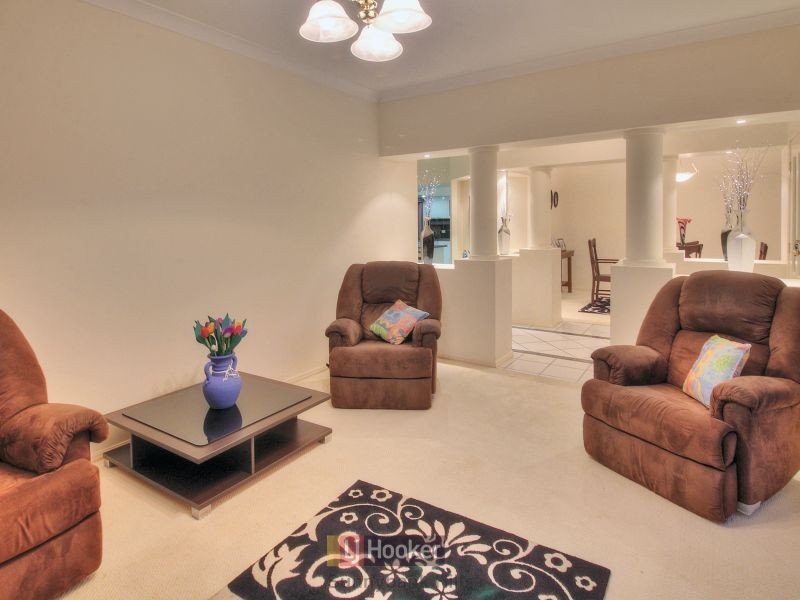 83 Greenways Esplanade, Parkinson QLD 4115