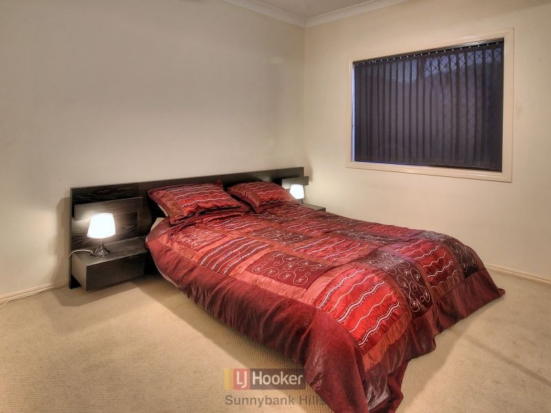 83 Greenways Esplanade, Parkinson QLD 4115