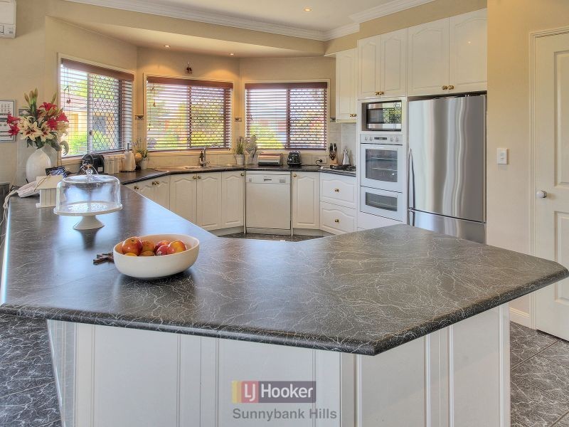 1 Cumberland Place, Parkinson QLD 4115