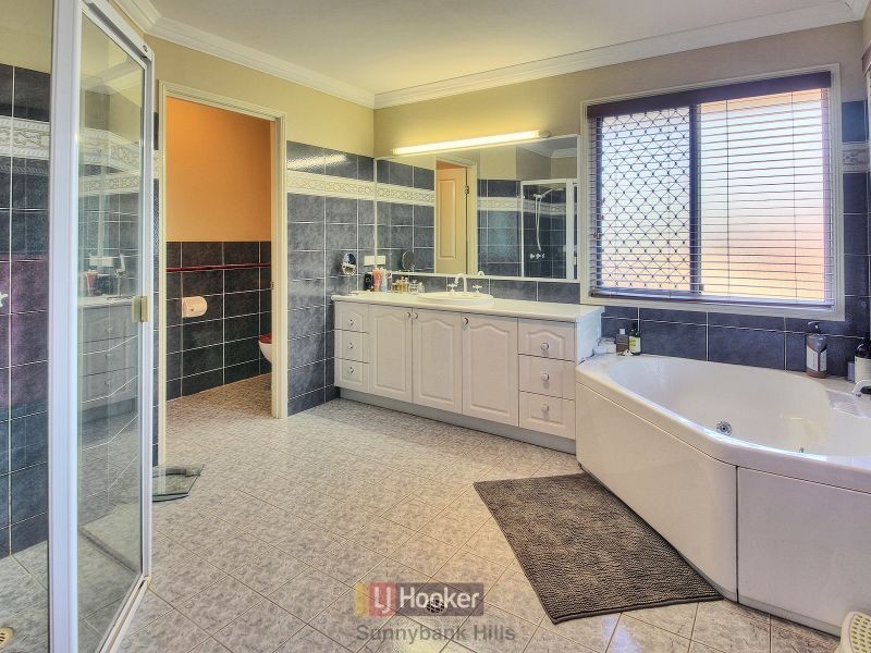 1 Cumberland Place, Parkinson QLD 4115