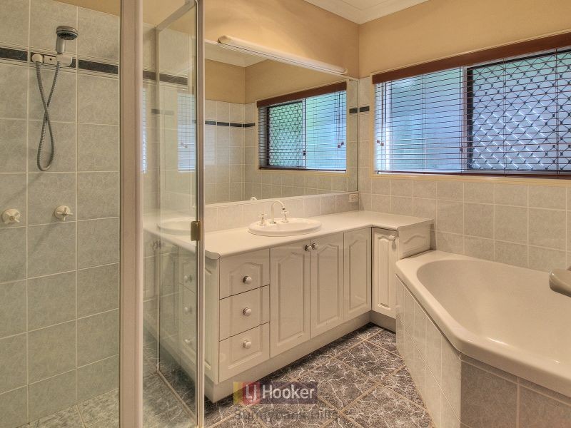1 Cumberland Place, Parkinson QLD 4115