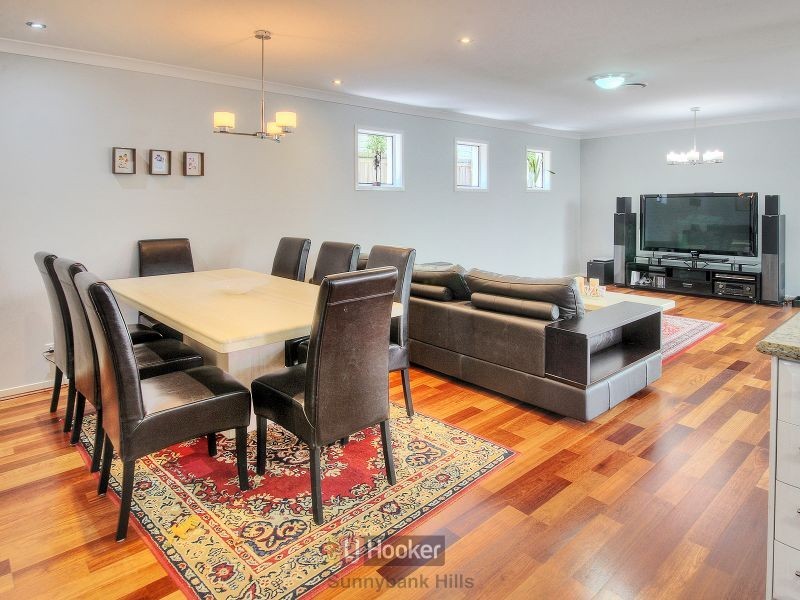 59 Lambert Road, Indooroopilly QLD 4068