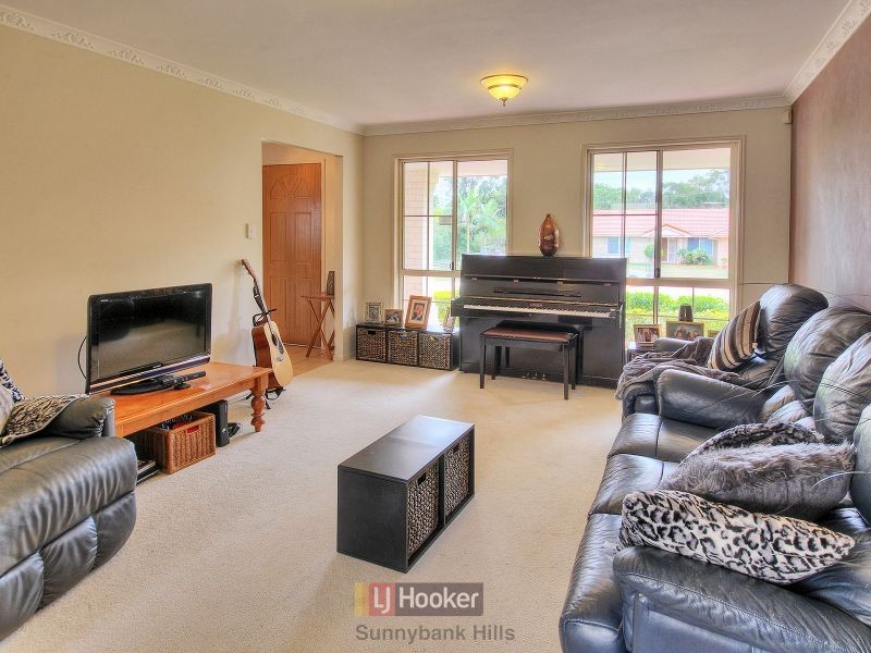 30 Lexington Place, Sunnybank Hills QLD 4109