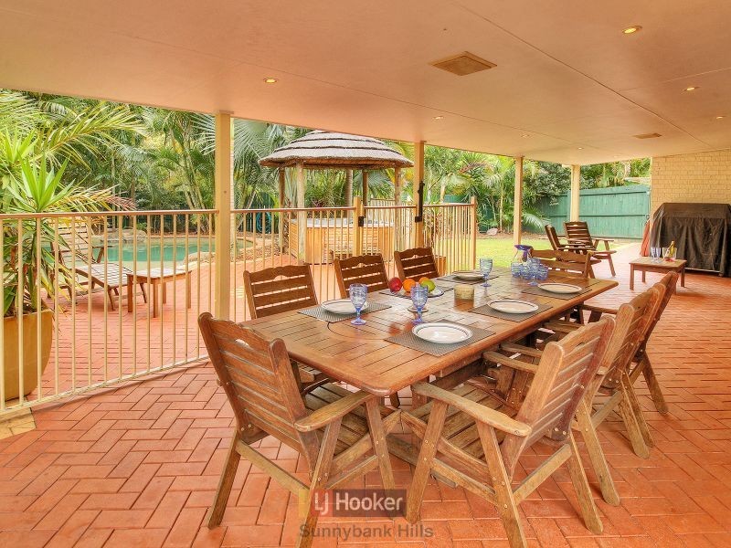 30 Lexington Place, Sunnybank Hills QLD 4109