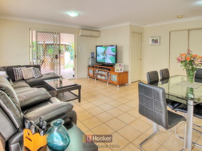 30 Lexington Place, Sunnybank Hills QLD 4109